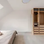 Luxury Marz Apartman *