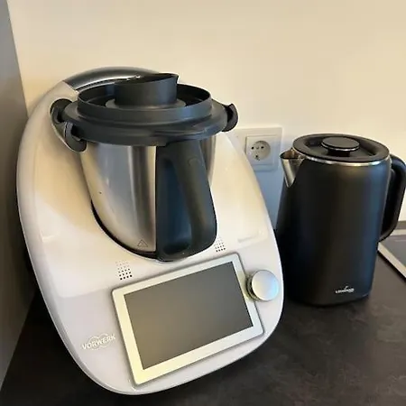 Luxury Marz Шванау