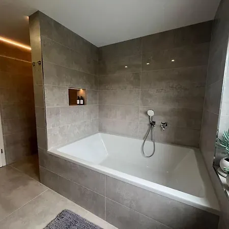 Luxury Marz Апартаменты *